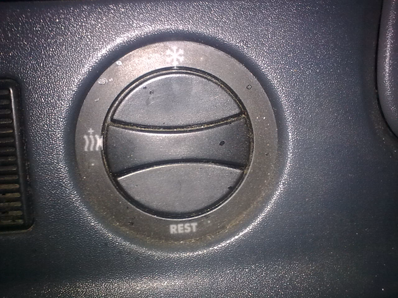 Gdzie znajduje się ogrzewanie postojowe w furgonetce Sprinter?