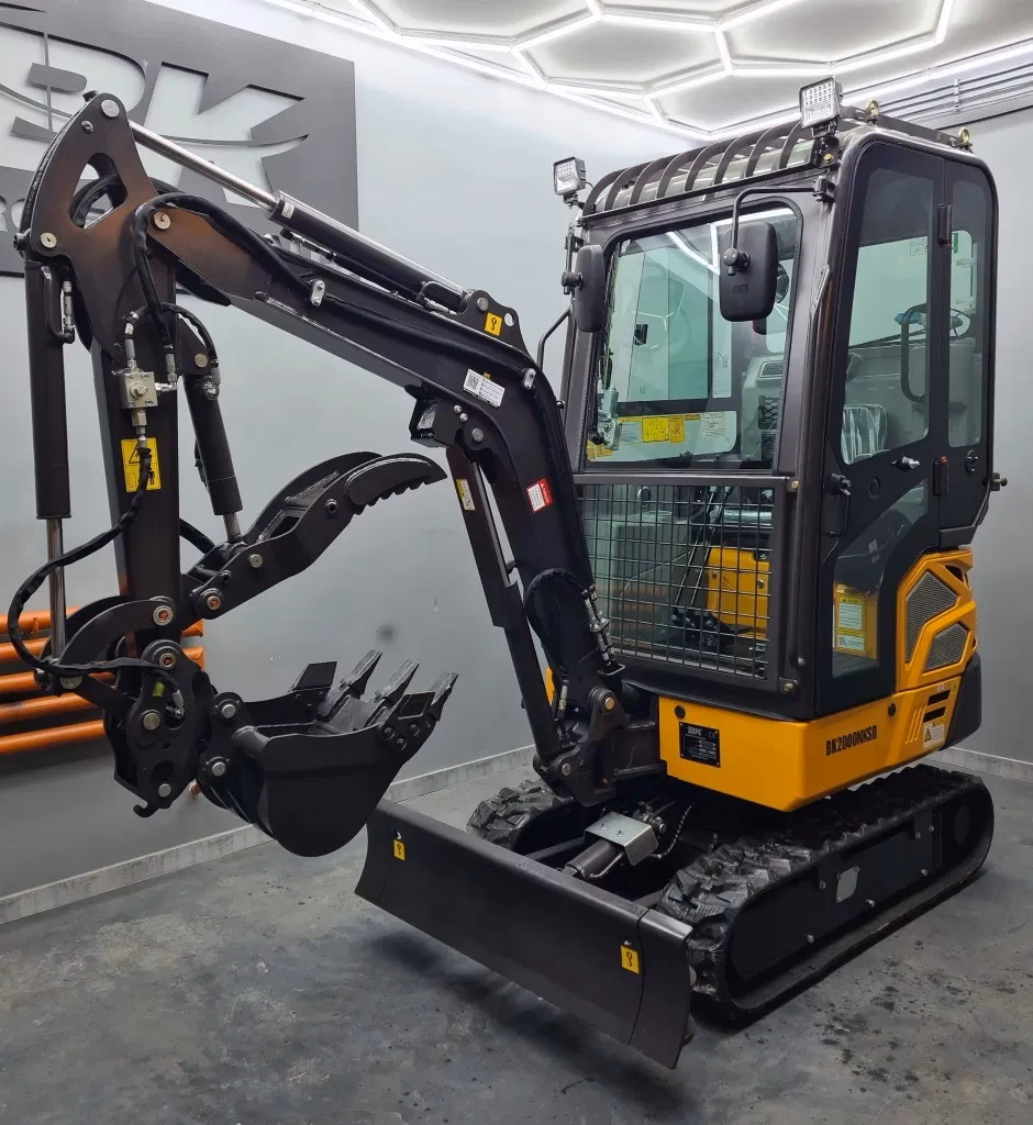 Ile kosztuje roboczogodzina minikoparka?