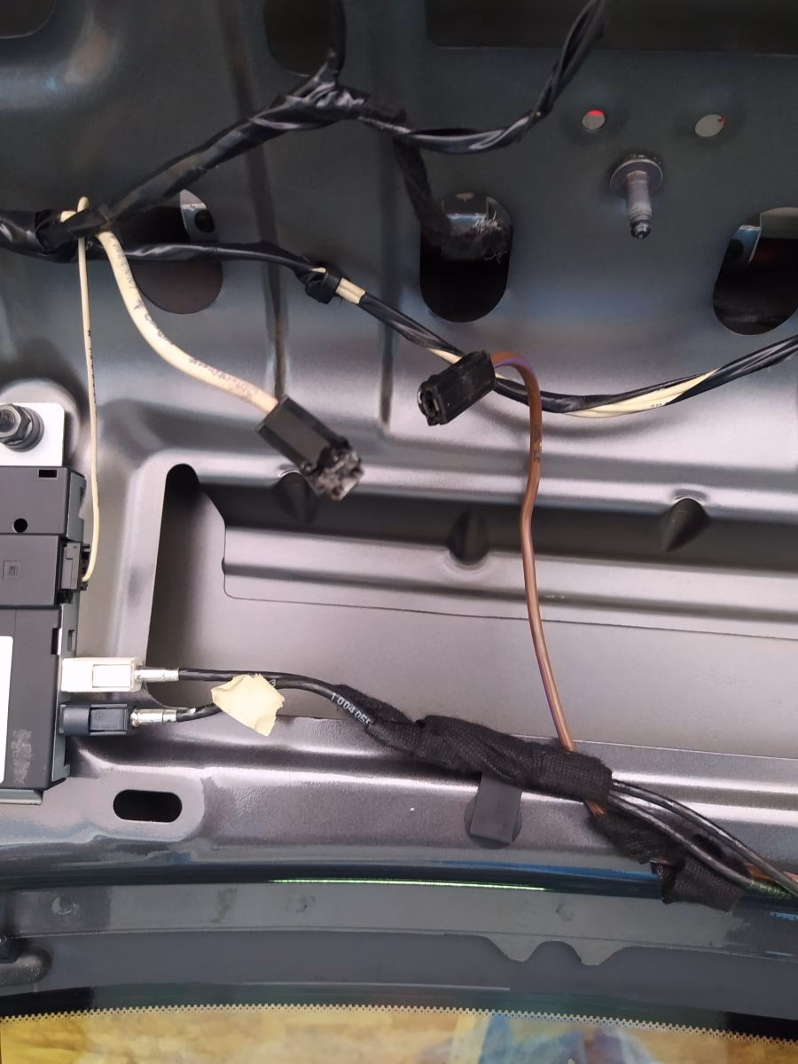 Co powoduje, że odmrażacz tylnej szyby przestaje działać?