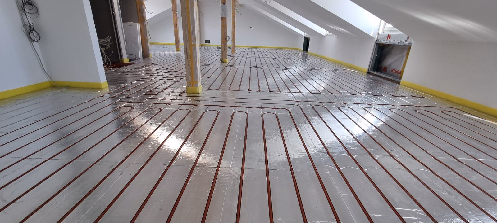 Ile za m2 podłogówki robocizna?