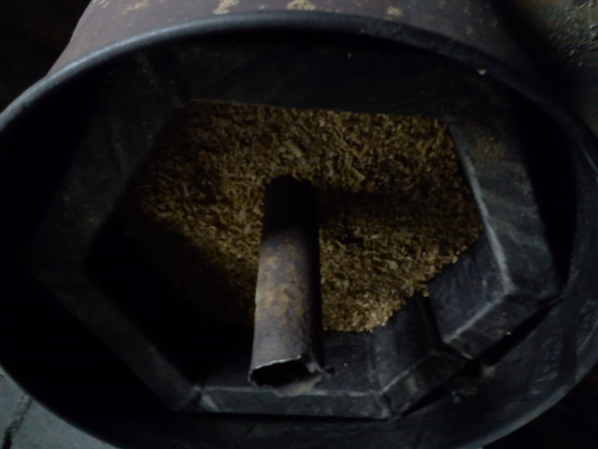 Czy trociny dają ciepło?