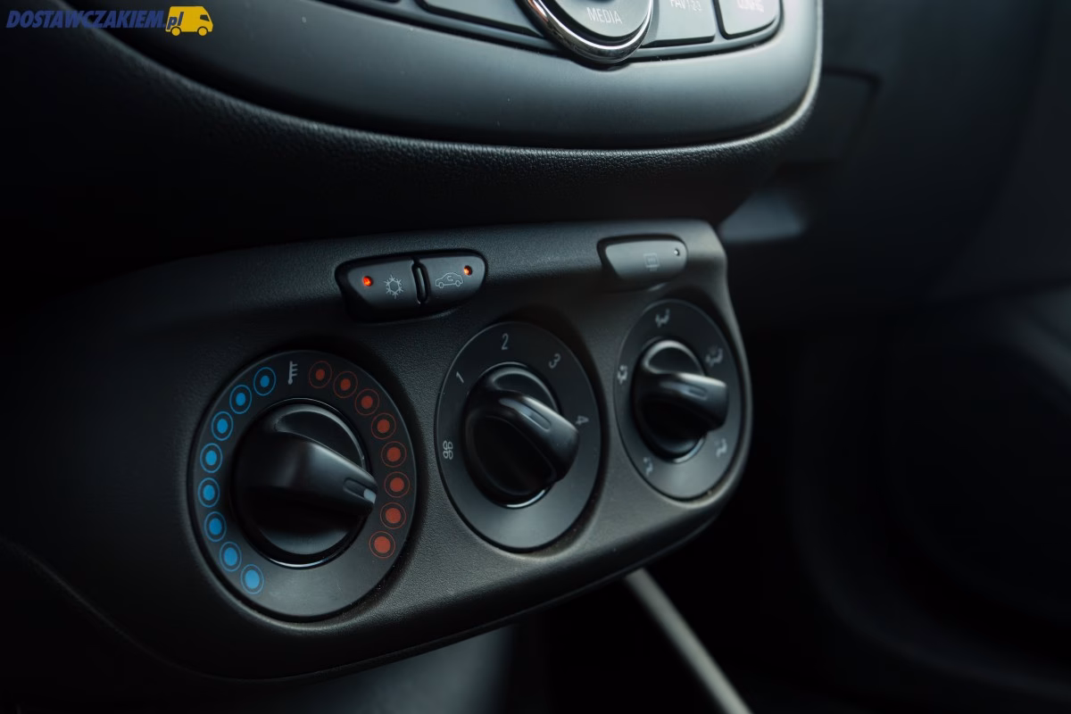 Czy warto kupić Opel Corsa E?