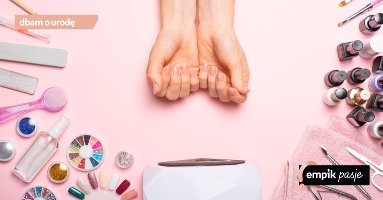 Dlaczego dostaje się powietrze pod paznokcie żelowe?