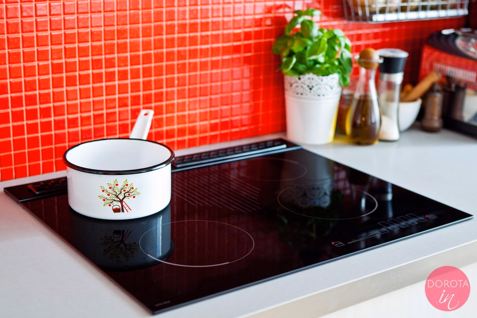 Co jest lepsze, solgaz czy indukcja?