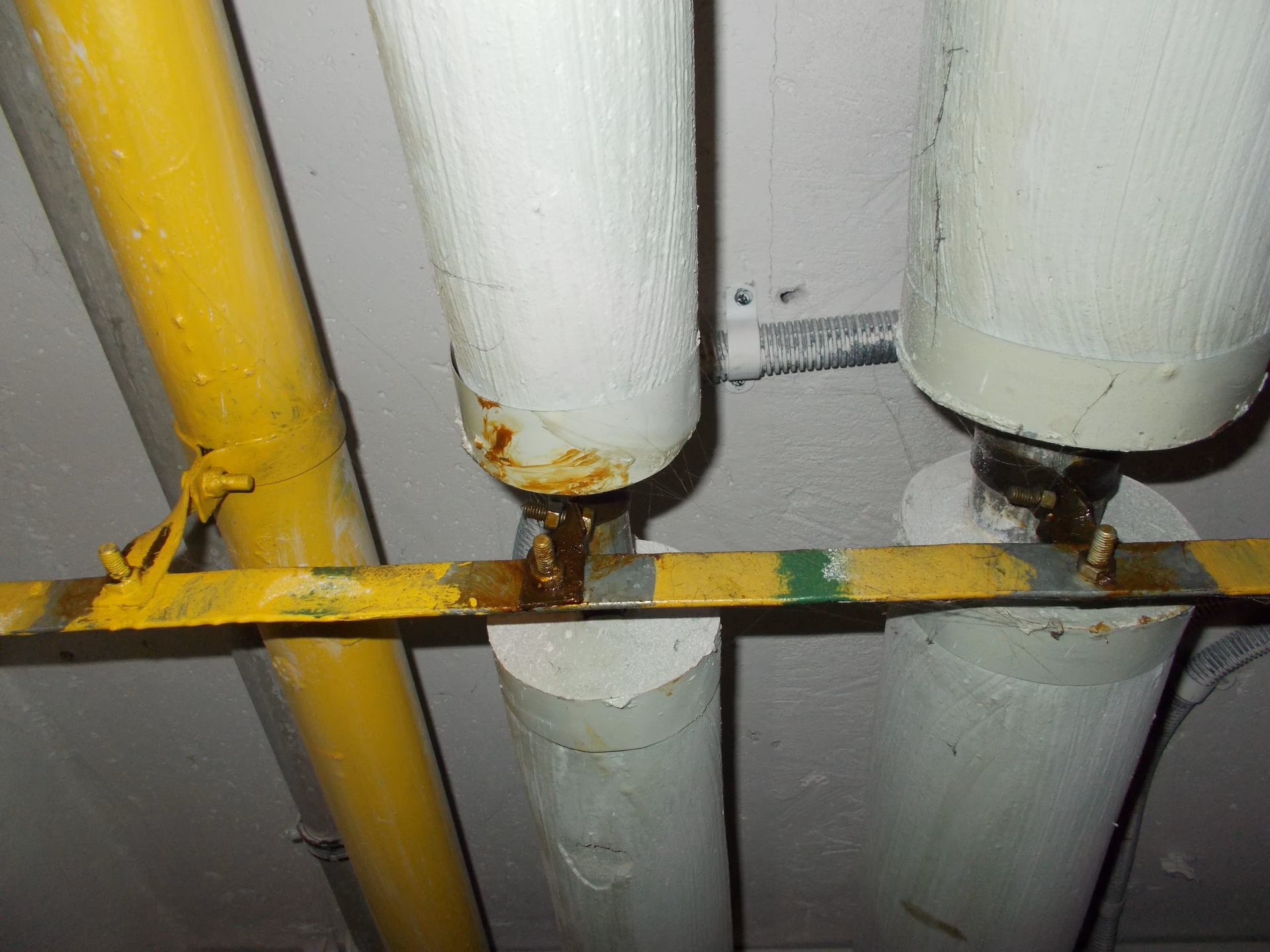 Jak należy wykonać połączenia wyrównawcze?