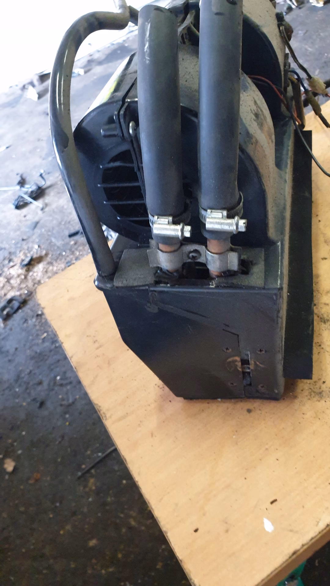 Co oznacza przycisk eco w Renault Trafic?