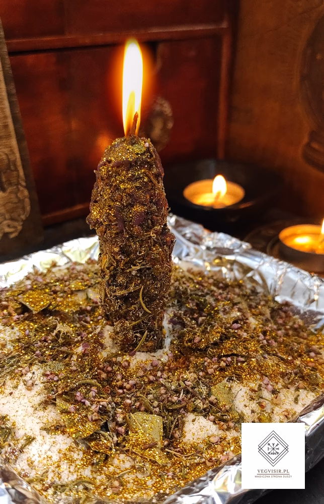 Jaka świeca przyciąga pieniądze?