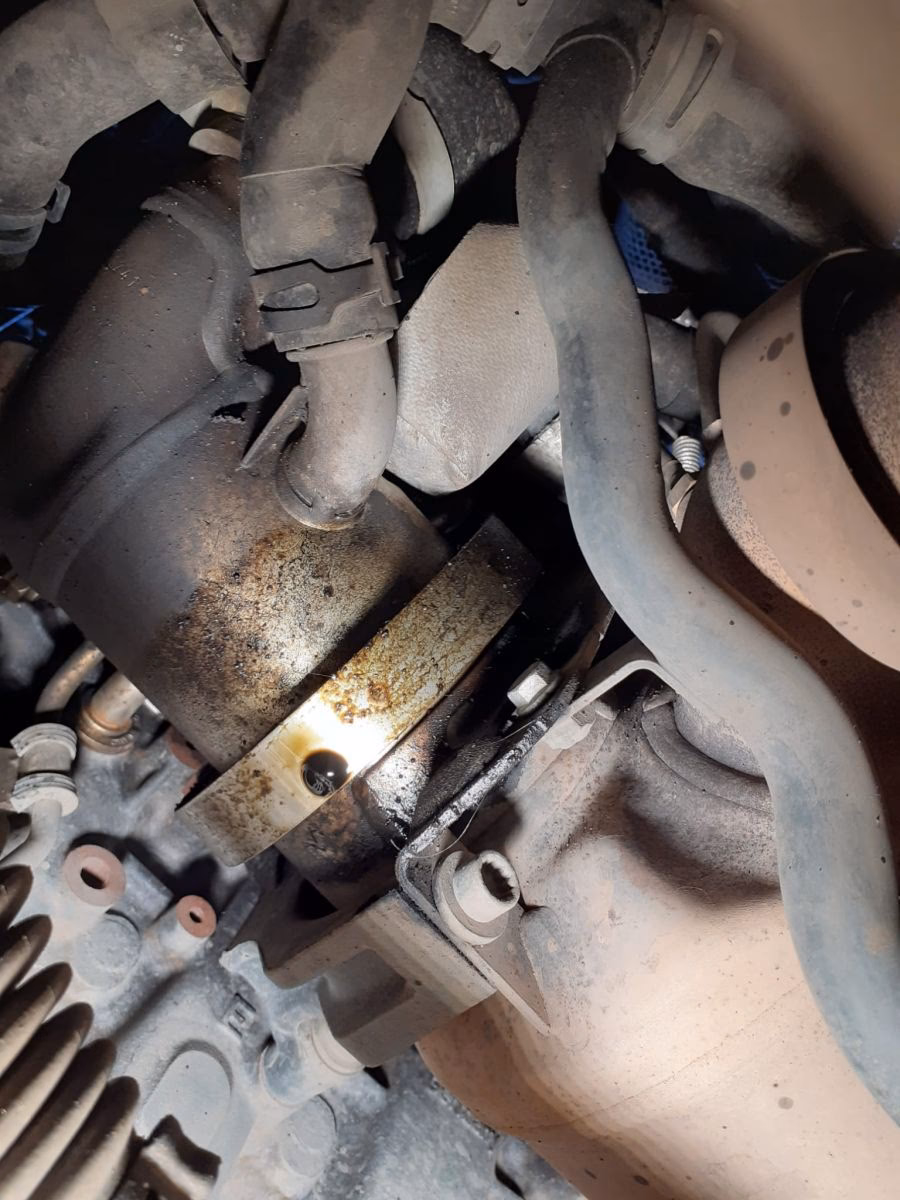 Gdzie są odpływy wody w samochodzie Seat Leon 1?