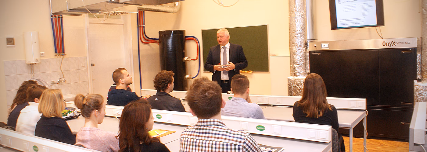 Czy studia podyplomowe to wykształcenie kierunkowe?