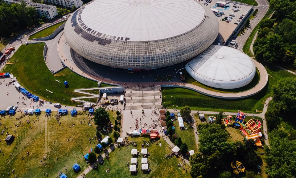 Czy na Tauron Arena jest ciepło?