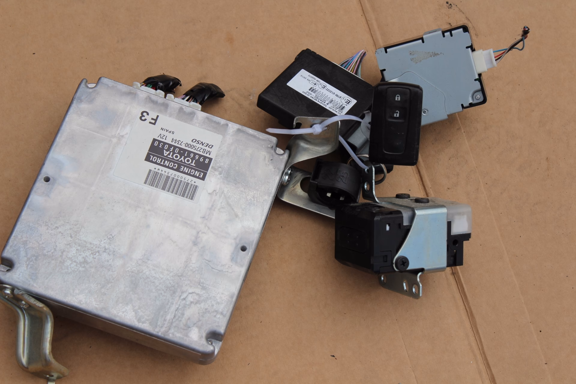 Jak odpowietrzyć Toyotę Verso?