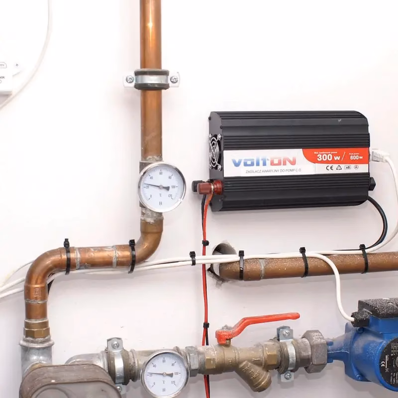 Czy UPS-y wytwarzają ciepło?