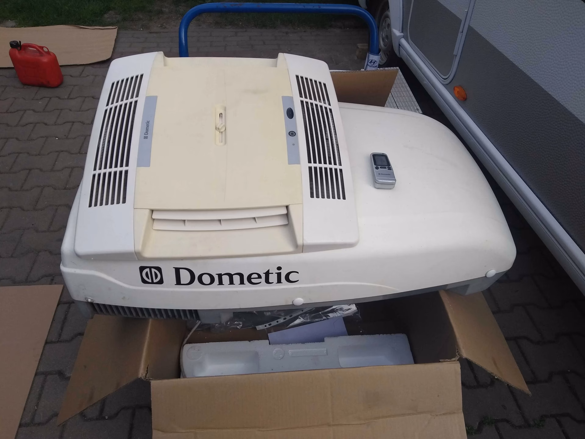 Ile prądu zużywa klimatyzacja w kamperze?