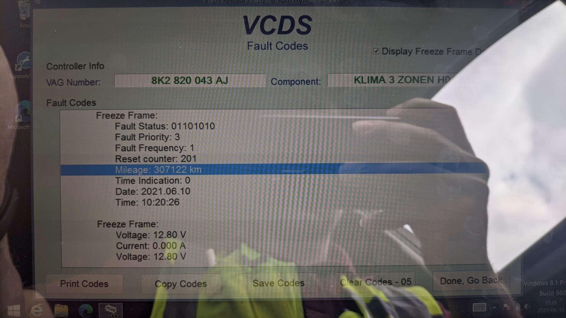 Jak sprawdzić błędy na klimatroniku?