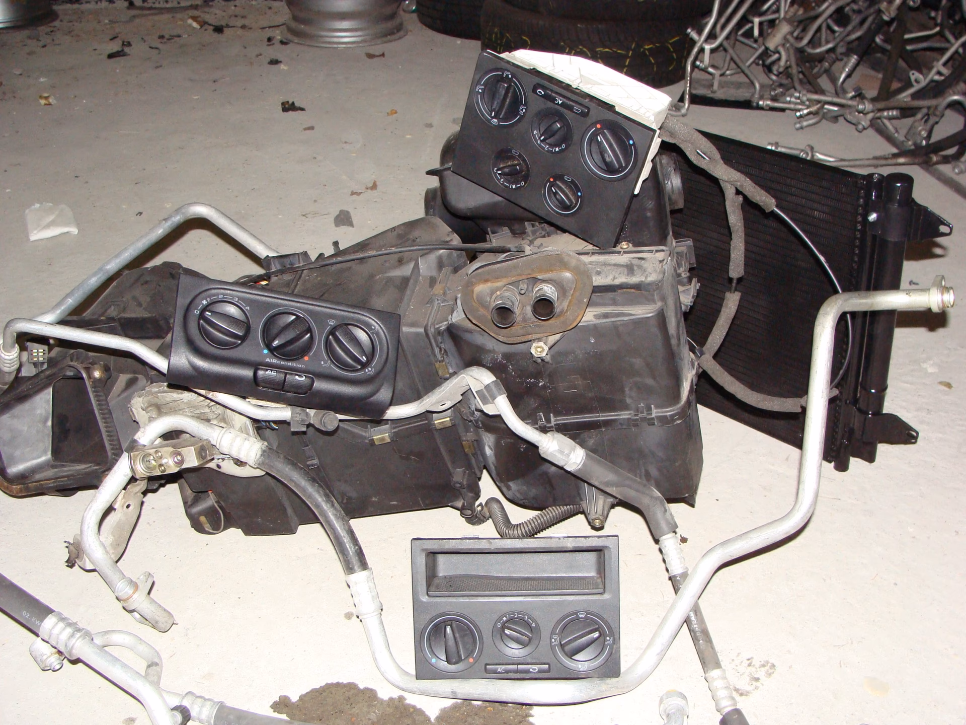 Czy T4 ma klimatyzację?