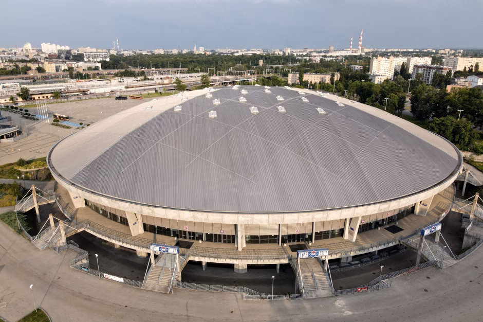 Czy na Atlas Arenie można wnieść wodę?