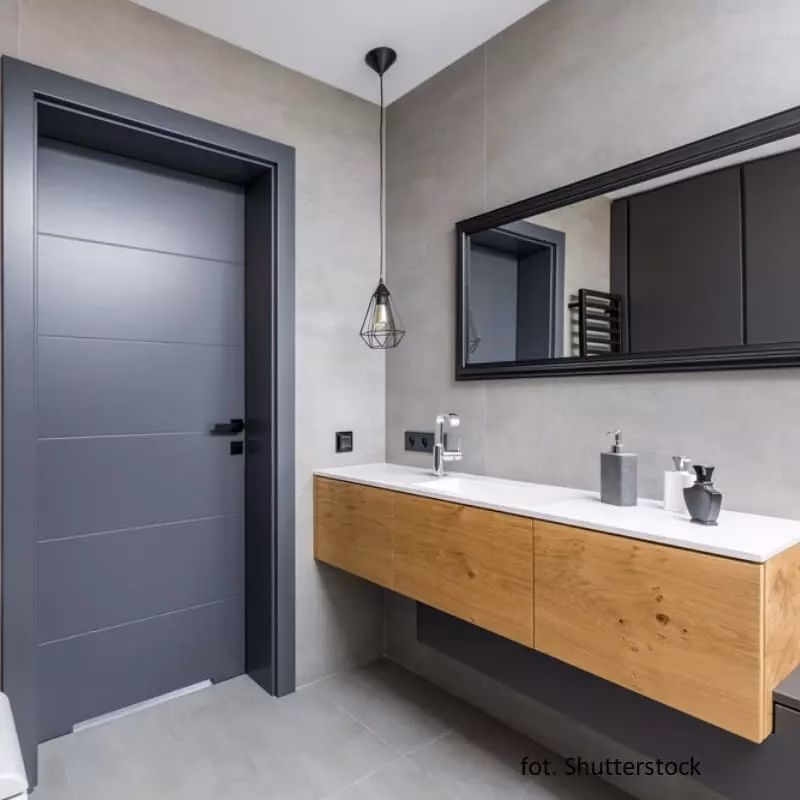 Czy w drzwiach łazienkowych musi być wentylacja?