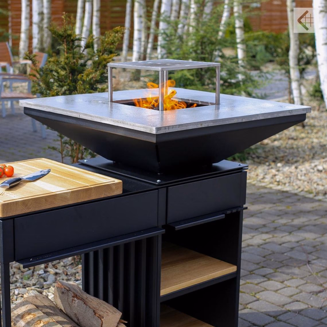 Czy na grillu można palić drewnem?